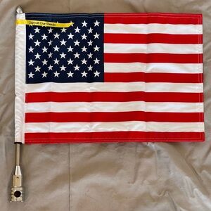 Tour Pack flag mount with New American flag